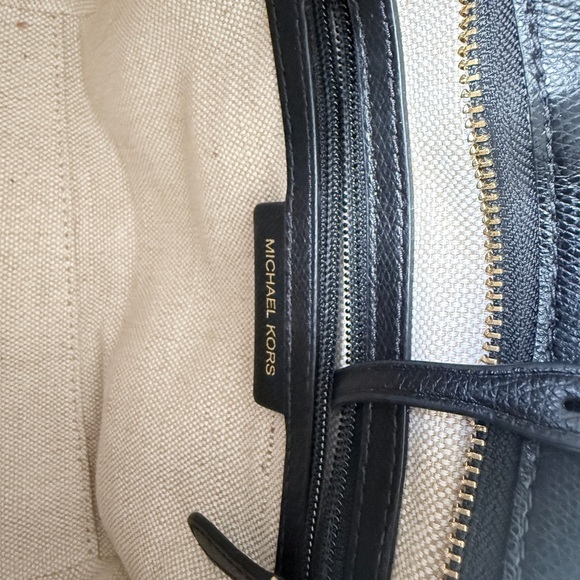 Michael Kors Purse - Picture 3 of 8